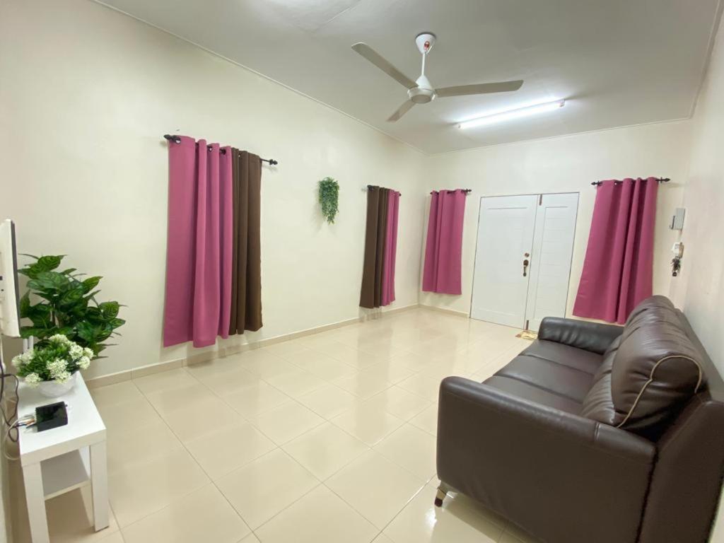 Cms Homestay Άλορ Σταρ Εξωτερικό φωτογραφία